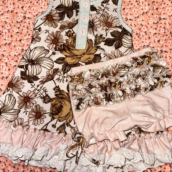 SweetHoney Other - 12M Golden Blooms gown